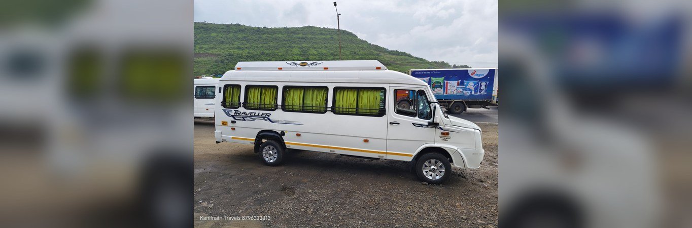 Bus and tempo traveller image