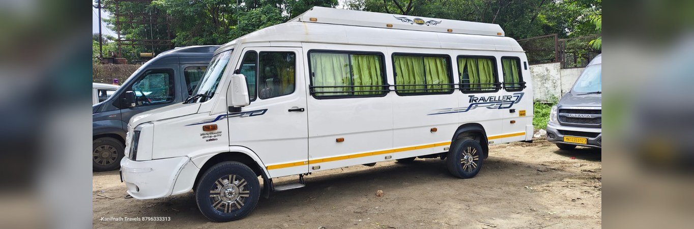 Bus and tempo traveller image
