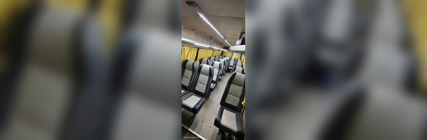 Bus and tempo traveller image